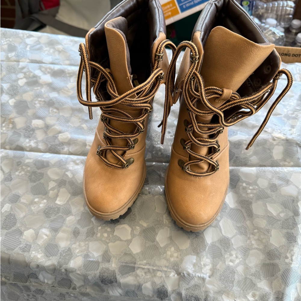 Women's Tan Lace-Up Boots